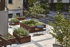 Urban-Yard-Garden-03-min